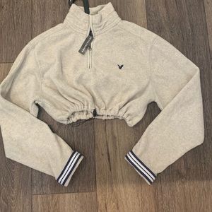 Hollister cropped sweatshirt